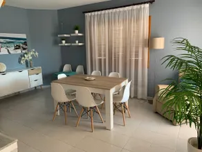 A duplex penthouse right on the waterfront - Image 2