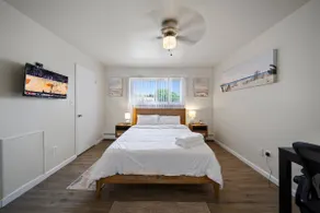 Peaceful & Central Abode ~ WiFi ~ Pet Friendly! - Image 2