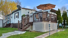 Cozy Home in Lenox - Image 2
