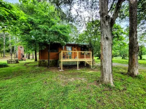 Chris's Cozy Cabin - Image 5