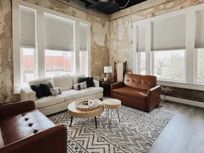 Park View 2BR Loft in Denison’s Katy Depot - Image 5