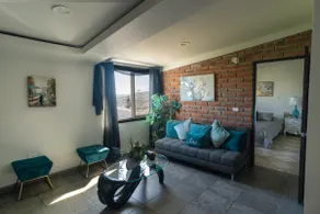 White House Residential - Image 4