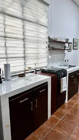 Colonial Corner in Santa Ana - Image 2