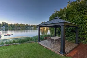 Lake Waterfront “DUO” Homes / Seattle / Tacoma - Image 5