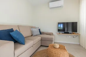 Stylish Apartment by the metro - Image 2