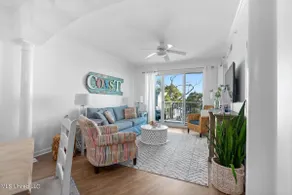 Pelican Pointe - Image 4