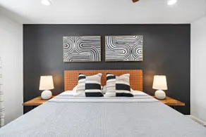 City Center Home 2 King 3 Queen - Image 3