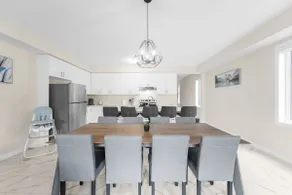 Entire Home Get Away/65”TV/PingPong/9Bed - Image 3
