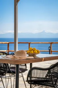 Camellia Home - Pure Sea View - Image 4