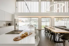 Lilac Cascais Villa with Swimming Pool - Image 2