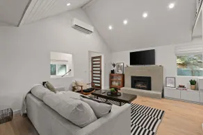 Modern Pet-Friendly Treehouse • Fire Pit & BBQ - Image 3