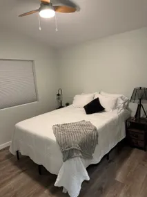 City Retreat, 2bdrm near Airport - Image 3
