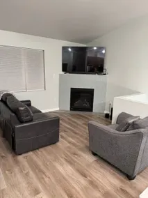City Retreat, 2bdrm near Airport - Image 2