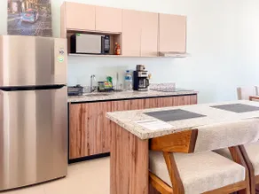 Family-Friendly Apartment near Malecon & Pool - Image 5