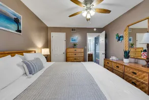 Cherry Grove Gem, walk to the beach! - Image 5