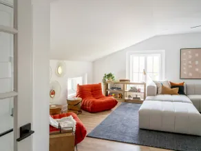 Newly renovated apartment in downtown Saratoga - Image 4