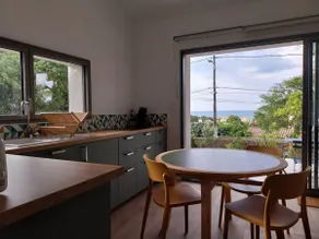 Small charming house with sea view - Image 2