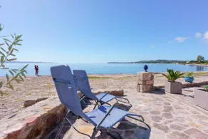 Il Delfino Waterfront Guesthouse - Image 5