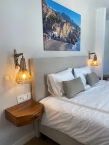 Modern Isea apartment with fantastic sea view - Image 3