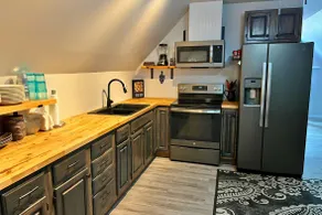 Pentwater Retreat with Hot Tub - Image 4