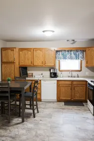 Sleeps 4*Workout Area*Patio Firepit*Close to I-80 - Image 2