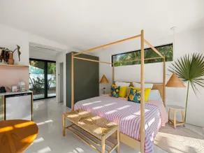 Walk to Beach & to the Best of Vero! Private Pool - Image 3