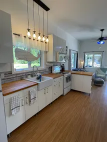Beachcombers Guest House - Image 3