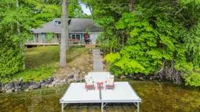 Blue Heron Lakefront Cottage w/ Hot Tub - Image 2