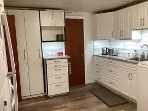 Comfortable cozy 2 bedroom basement apartment - Image 5