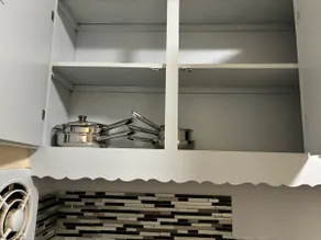Private, Spacious, &Comfy Apartment - Image 5