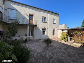 Charming 2-bedroom duplex apartment near the station and city center - Image 5