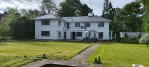 The White House Oxshott - Image 2