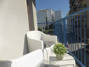 A sunny spot - Image 3