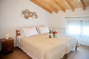 Nana's Guesthouse - Image 4