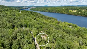 Coastal Getaway Near Sandy Point - Image 2