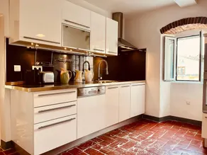 Duplex in the heart of the Citadel and sea view - Image 4
