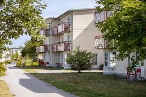 Studio apartment with balcony and ocean view - Image 2