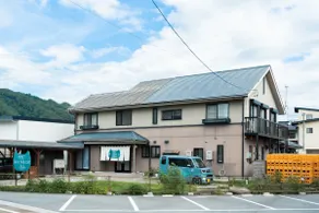 How about a private lodging where you can volunteer to take care of protected cats? - Image 2