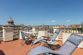 Penthouse with Terrace in the Heart of Rome - Image 3