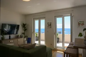 Kiki's Open Apartment Žnjan (w/ Terrace & Hot Tub) - Image 3