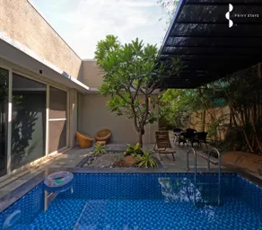 Privy Stays- Green Palm Villa - Image 2