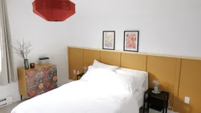 Charming renovated apartment - Image 3