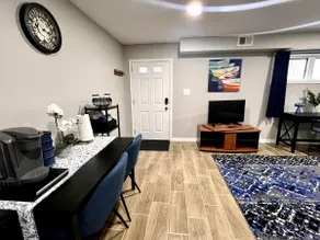 Luxury Living Locale in DC - Image 3