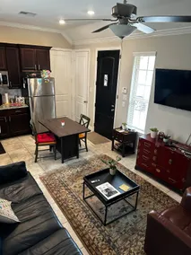 Clean, Cozy Apartment with Private Entrance - Image 3