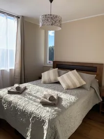 Cozy 2D2B Apt. + Desk - Image 4