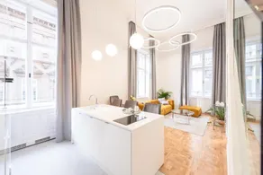 The Andrassy Avenue Apartment with AC - Image 2
