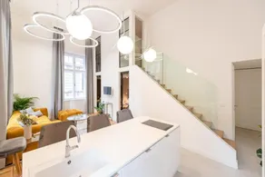 The Andrassy Avenue Apartment with AC - Image 5