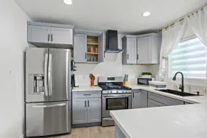 1BR-1B Near LAX, SoFi, Disney - Image 4