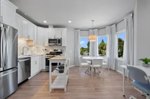 Sparkling New 2BR near BART - Image 2