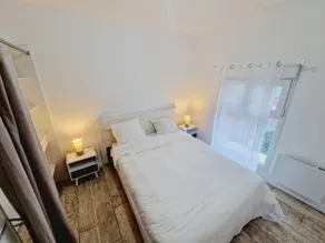Charming 2-bedroom, fully-equipped - Image 3